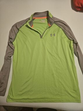 Under Armour Lime Green and Gray Long-Sleeve 1/4 Zip Performance Top
